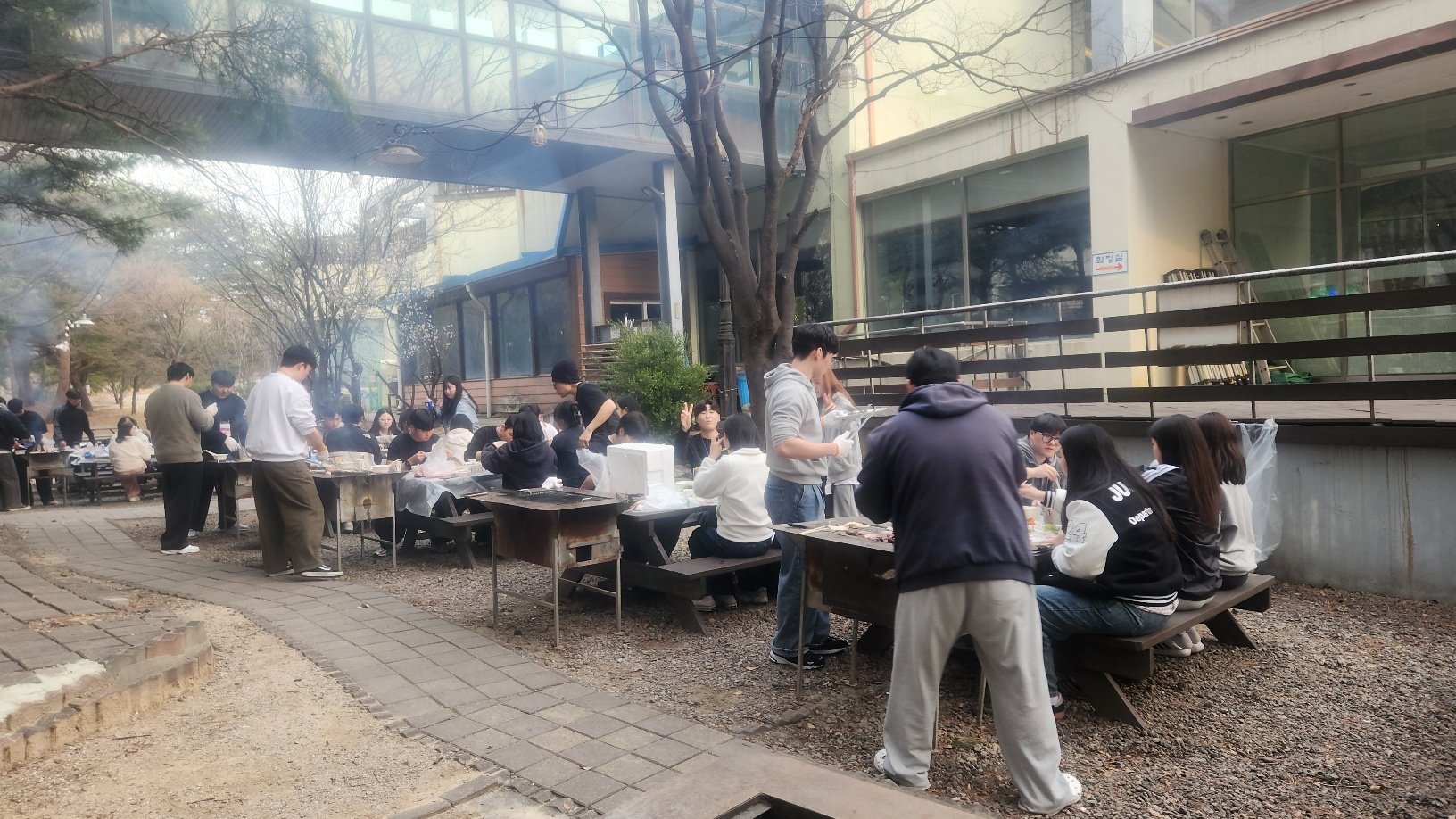 2025학년도 법학과 M.T(2025. 3. 27.~3. 28.) 6 대표이미지